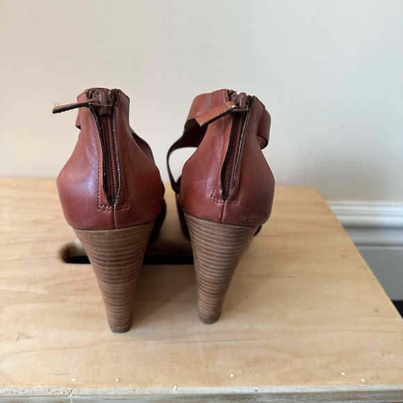 Cole Haan wedge heel shoes - Picture 4 of 8